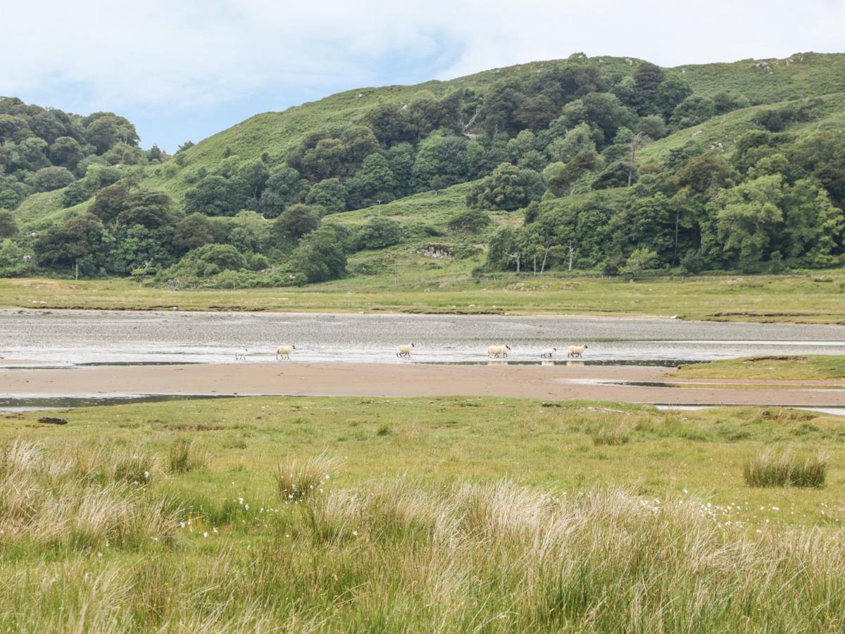 Seaview-Barsloisnach Cottage Kilmartin 外观 照片